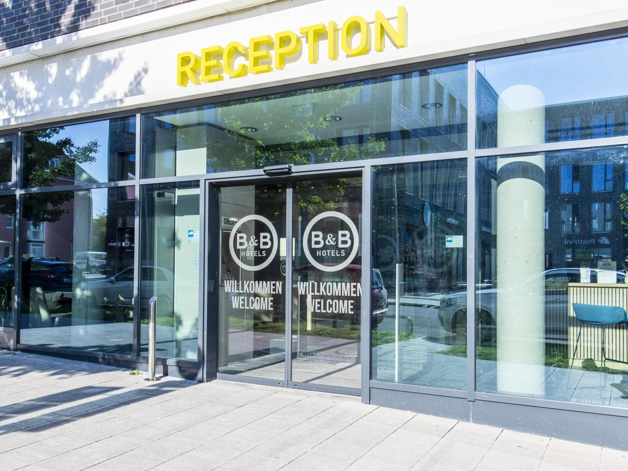 B&B Hotel Muenchen-Trudering Εξωτερικό φωτογραφία